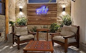 Hotel Antares